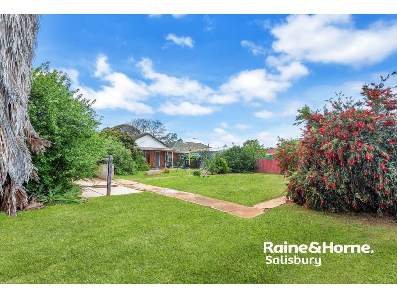 131 Philip Highway, Elizabeth South SA 5112