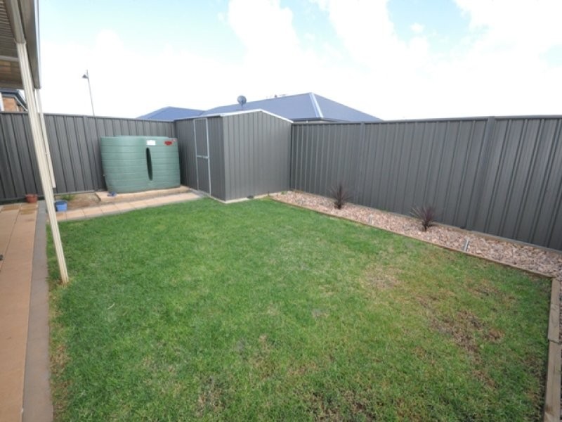 5 Chambri Lane, Andrews Farm SA 5114