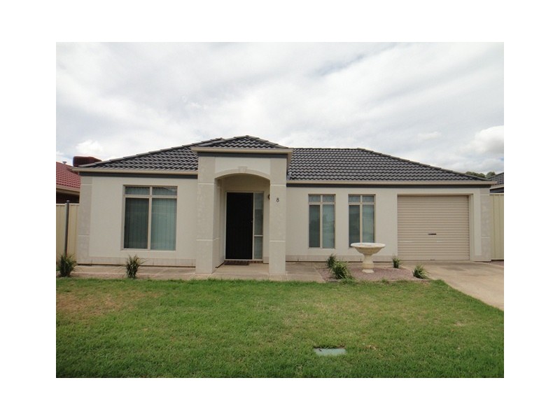 8 Meadow Lane, Para Hills West SA 5096