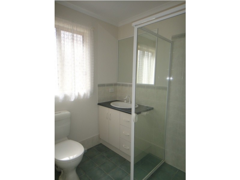 8 Meadow Lane, Para Hills West SA 5096