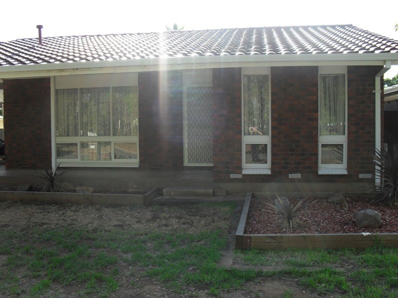 16 Hendrix Crescent, Paralowie SA 5108