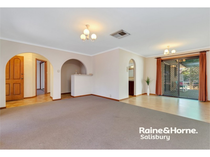 7 Caulfield Crescent, Paralowie SA 5108