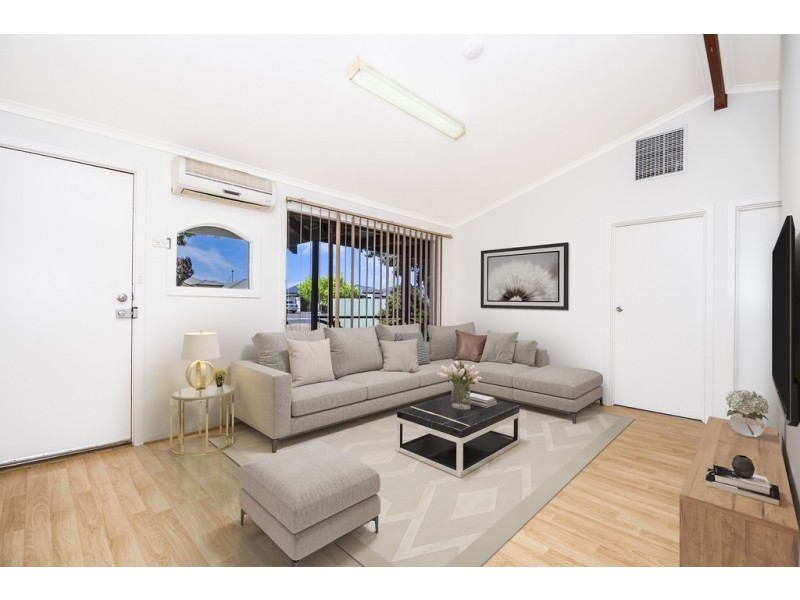 16 Lakeland Road, Munno Para West SA 5115