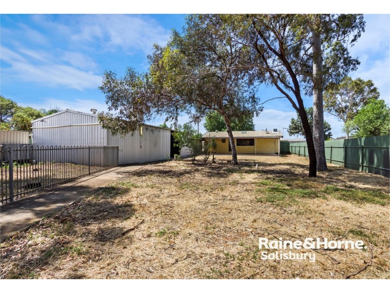 16 Lakeland Road, Munno Para West SA 5115