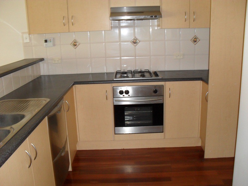 12 Egret Street, Mawson Lakes SA 5095