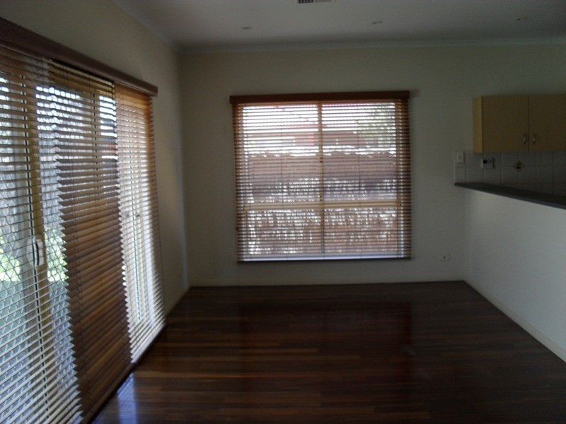 12 Egret Street, Mawson Lakes SA 5095