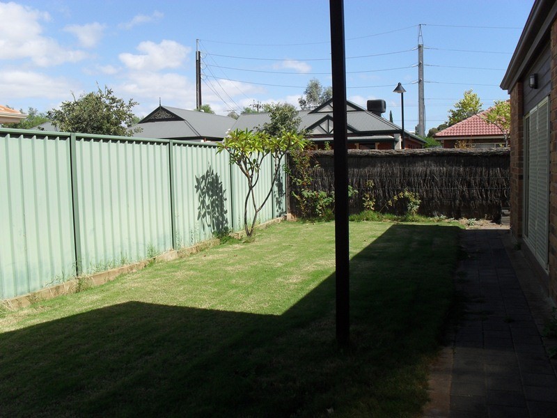 12 Egret Street, Mawson Lakes SA 5095