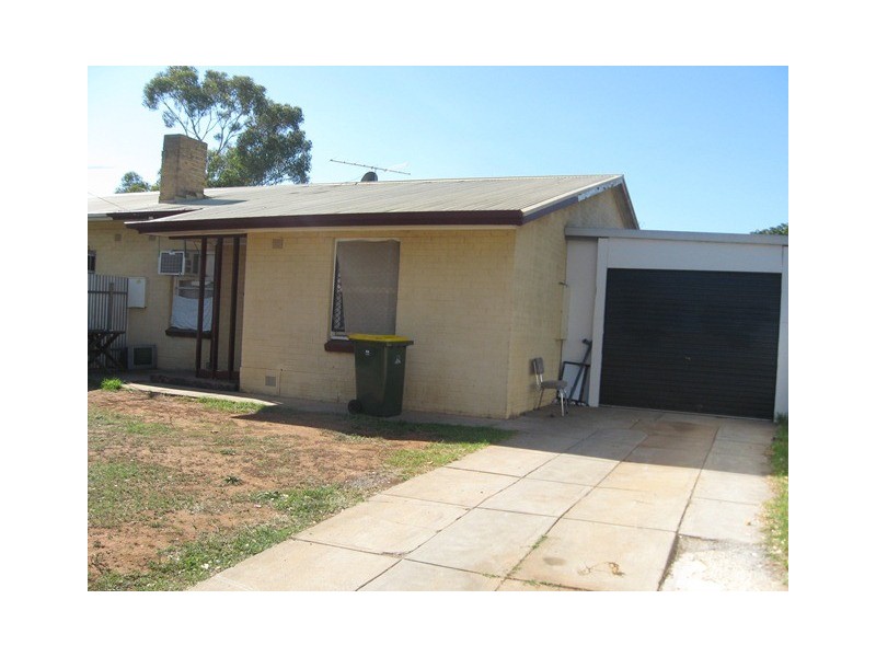 25 Underdown Road, Elizabeth South SA 5112