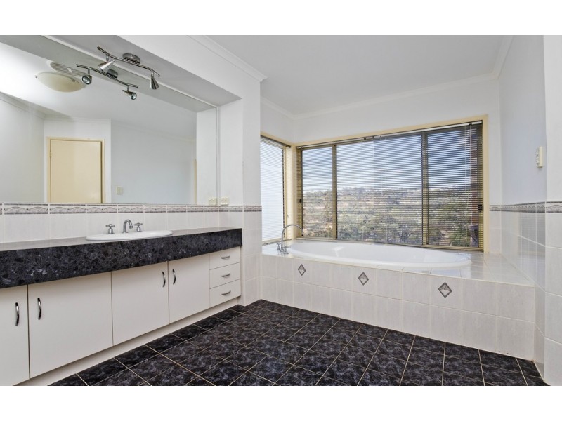 124 Target Hill Road, Salisbury Heights SA 5109