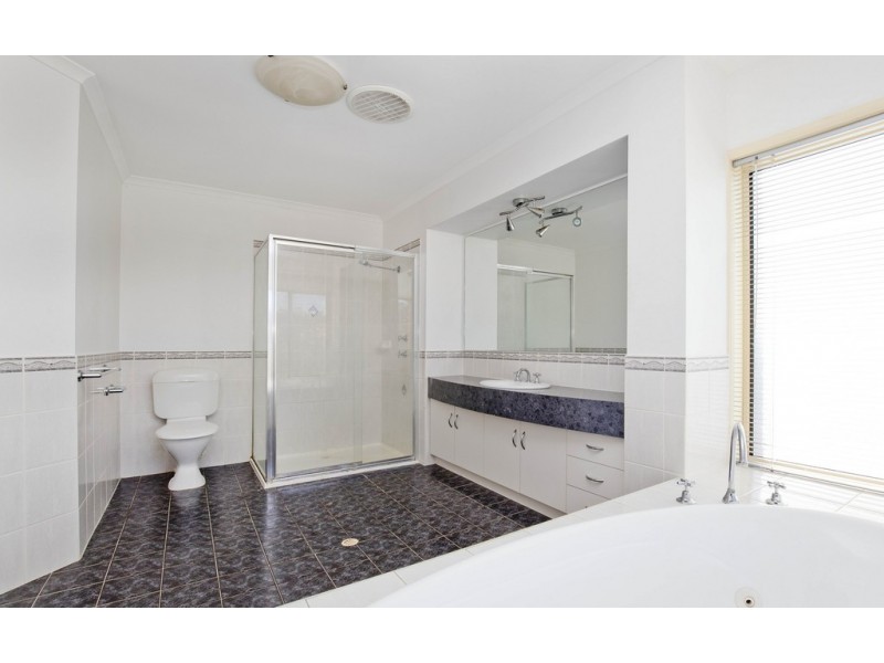 124 Target Hill Road, Salisbury Heights SA 5109