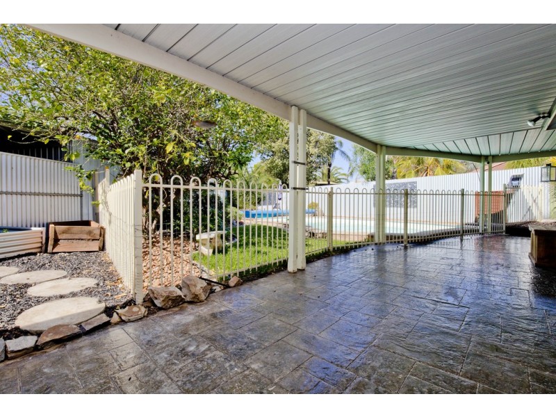 5 Bridle Court, Salisbury Plain SA 5109