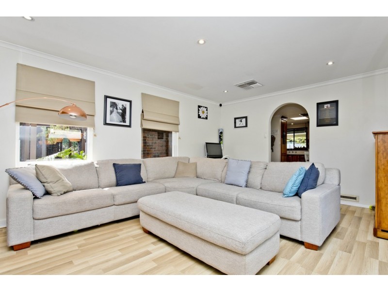 5 Bridle Court, Salisbury Plain SA 5109