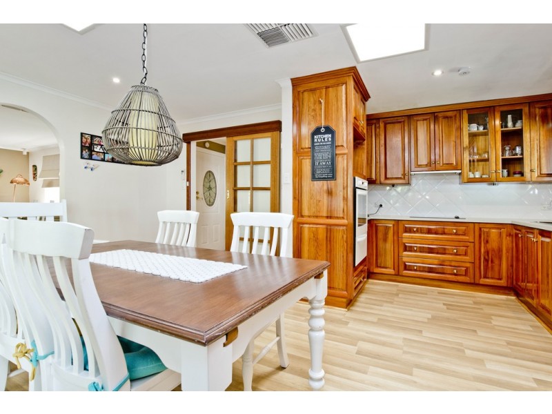 5 Bridle Court, Salisbury Plain SA 5109