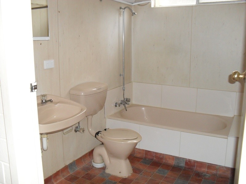 1/2 Leeds Street, Salisbury East SA 5109