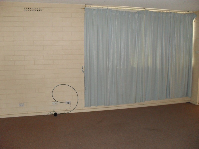 1/2 Leeds Street, Salisbury East SA 5109