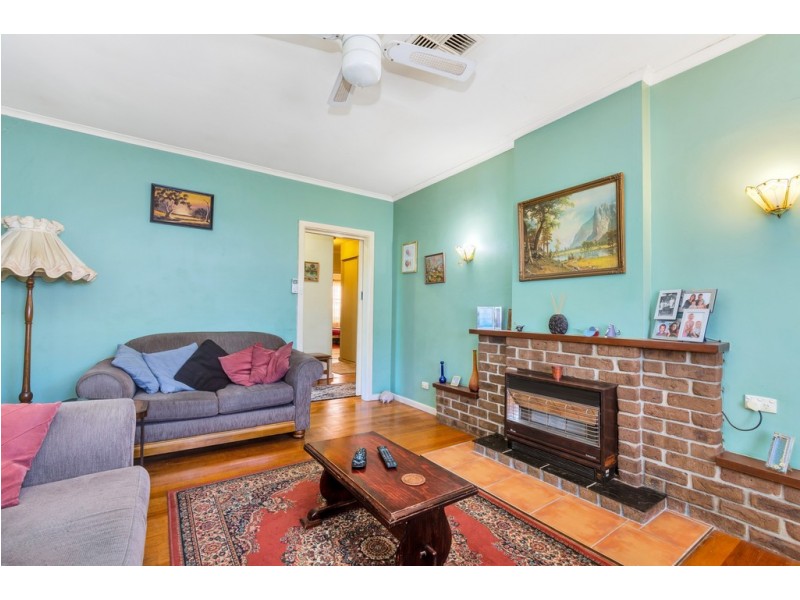 28 DEVON DRIVE, Salisbury SA 5108