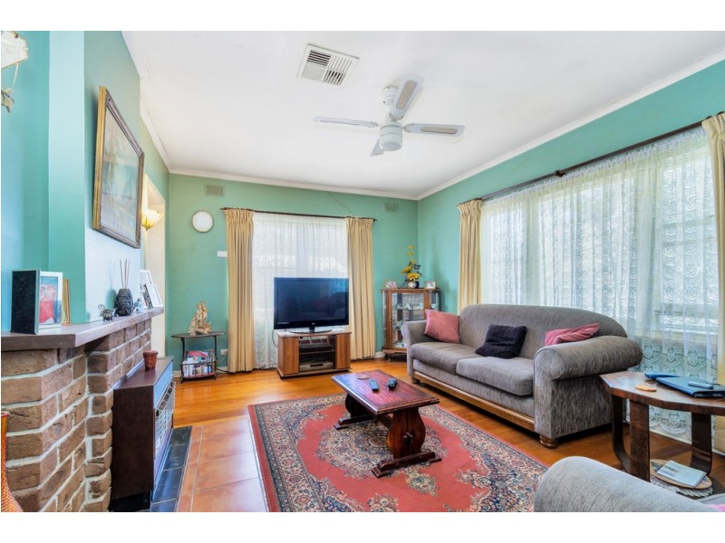 28 DEVON DRIVE, Salisbury SA 5108