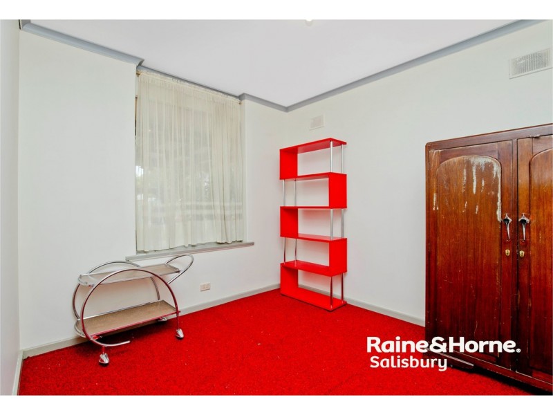 24 Frost Road, Salisbury SA 5108