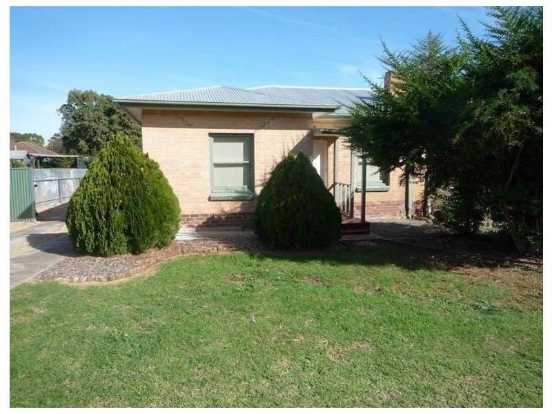 4 Hornet Crescent, Elizabeth East SA 5112