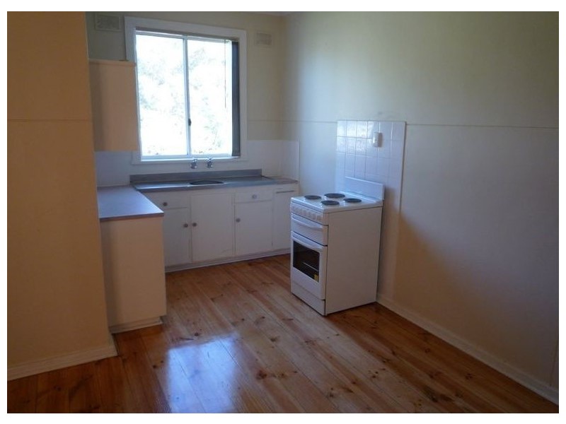 4 Hornet Crescent, Elizabeth East SA 5112