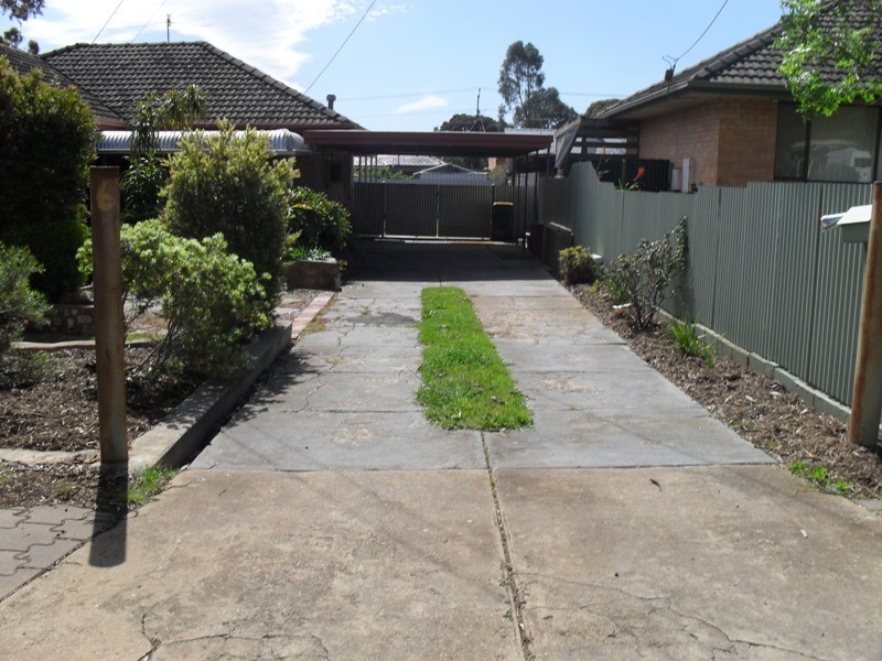 16 Keith Street, Para Hills SA 5096