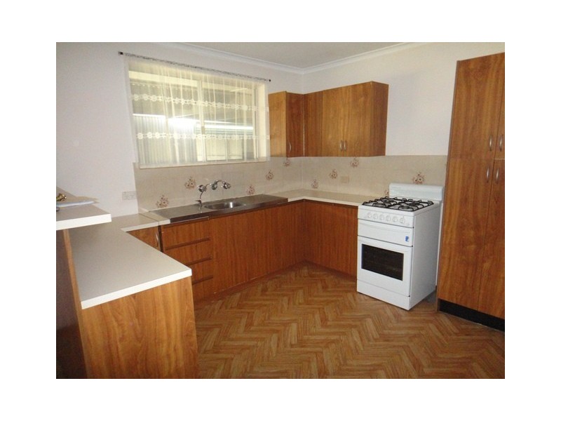 12  Bond Avenue, Burton SA 5110