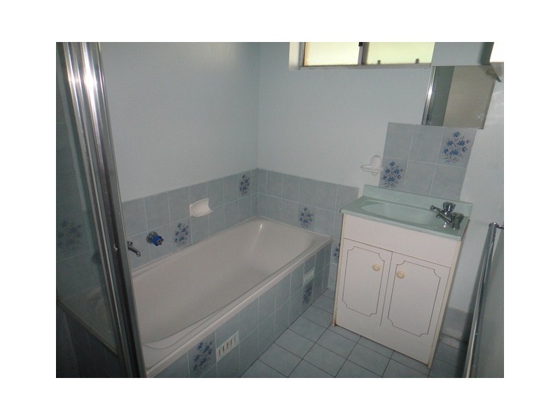 12  Bond Avenue, Burton SA 5110