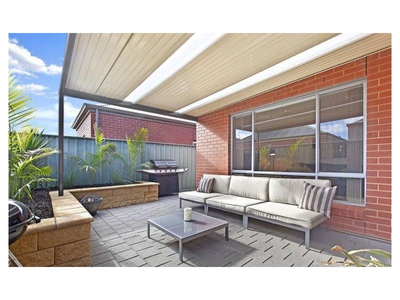 4 Banrock Place, Mawson Lakes SA 5095