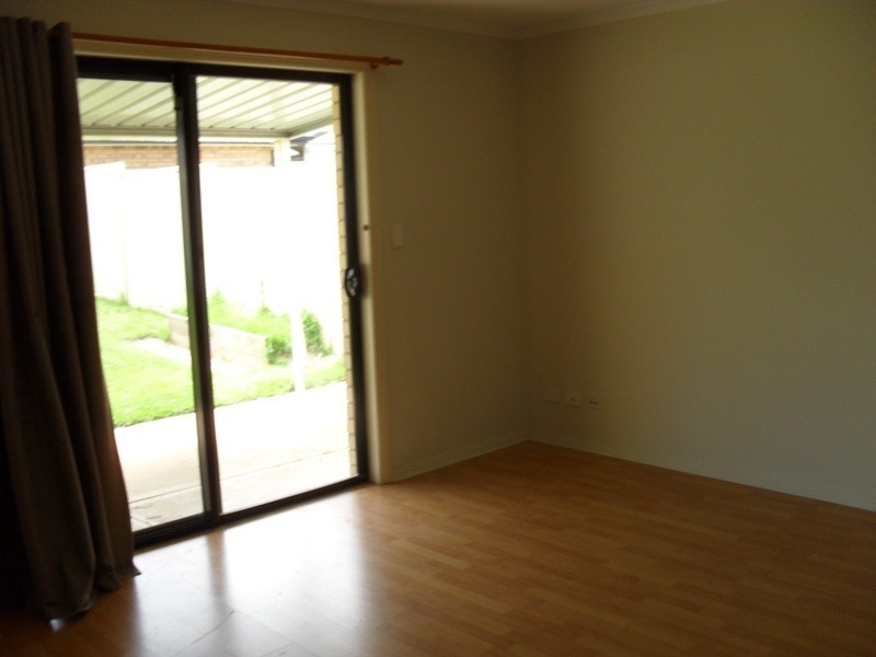 8 Martinwood Close, Burton SA 5110