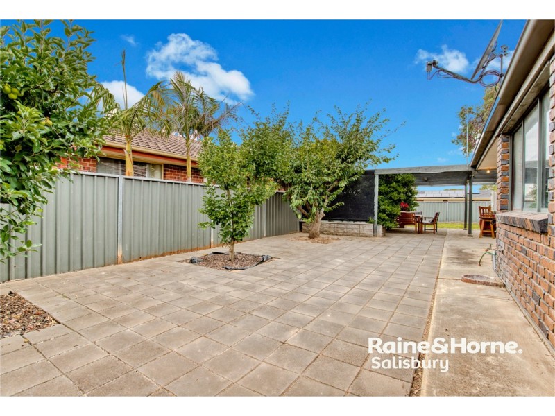 27 Garfield Court, Paralowie SA 5108
