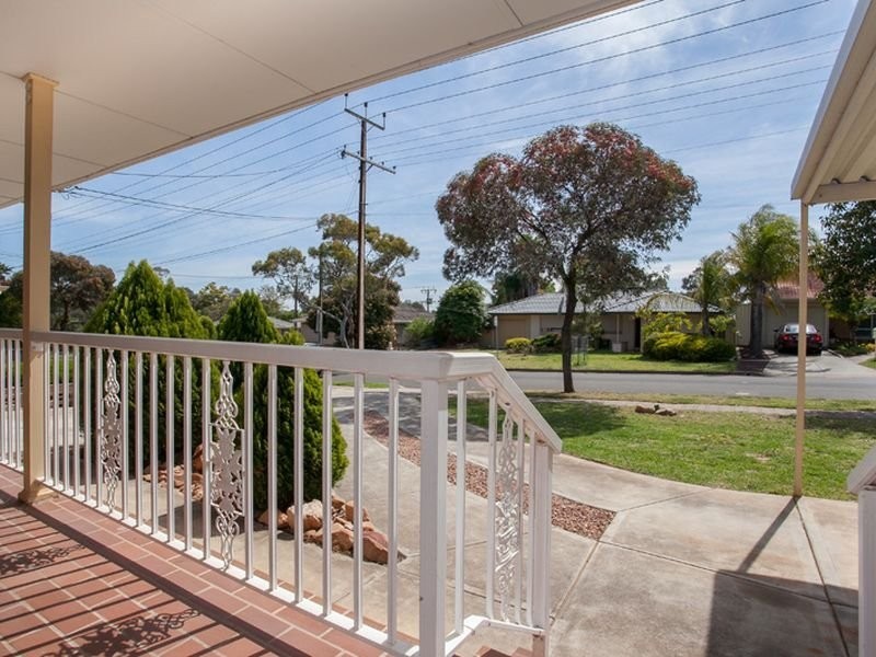 27 Piccadilly Road, Salisbury East SA 5109