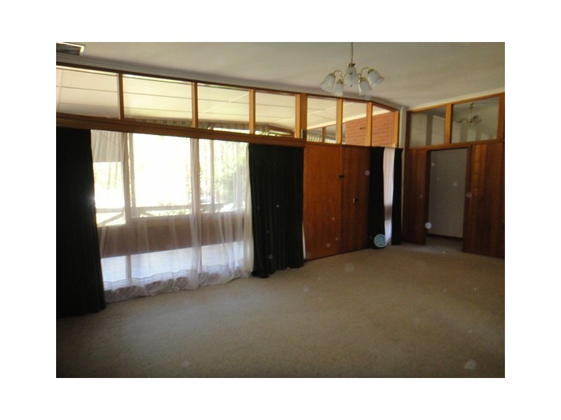 11 Kylie Crescent, Hillbank SA 5112