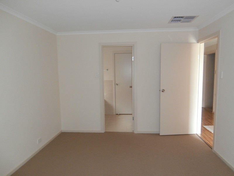 7 Lukin Avenue, Paralowie SA 5108