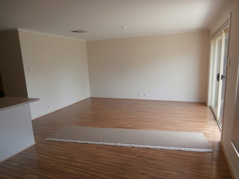 7 Lukin Avenue, Paralowie SA 5108