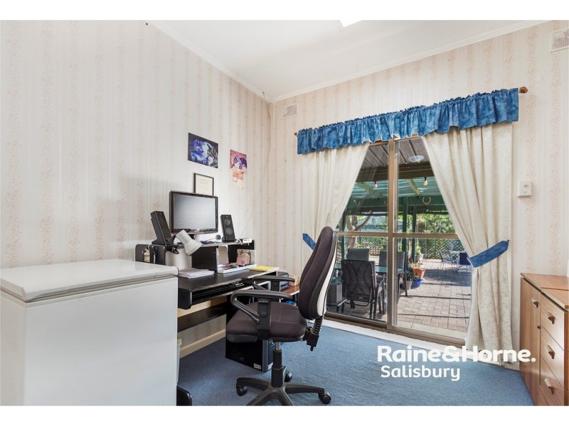 15 Angela Avenue, Brahma Lodge SA 5109