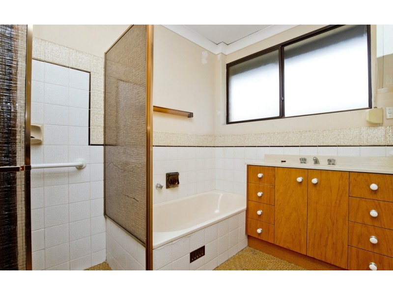 33 London Drive, Salisbury East SA 5109