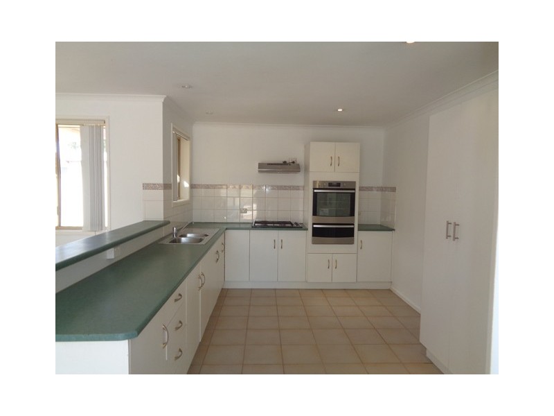 32 Ronaldo Way, Paralowie SA 5108