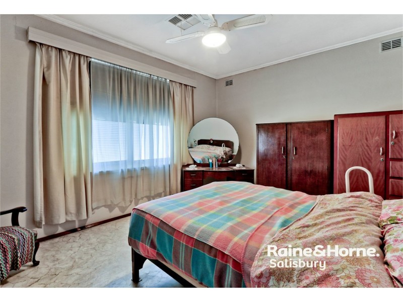 23 Barker Avenue, Findon SA 5023