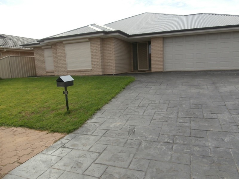 15  Melvina Road, Paralowie SA 5108
