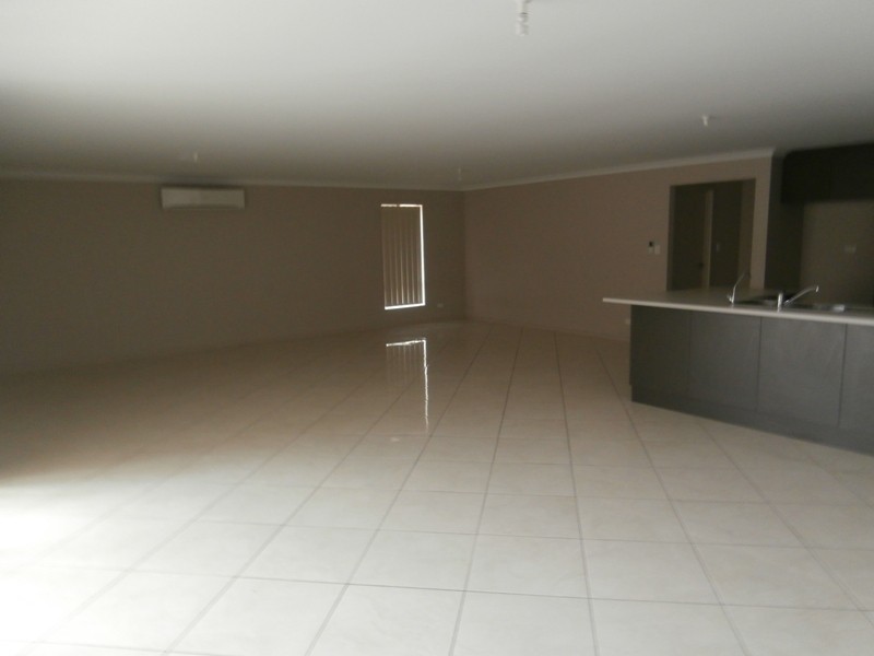 15  Melvina Road, Paralowie SA 5108