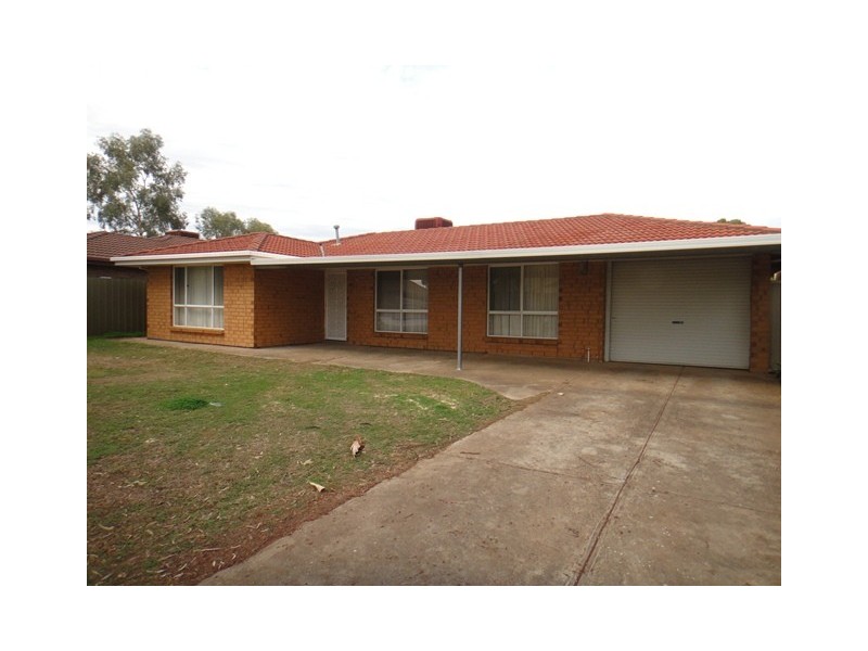 8 Roxby Street, Parafield Gardens SA 5107