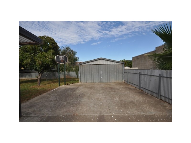 23 St Ives Drive, Parafield Gardens SA 5107