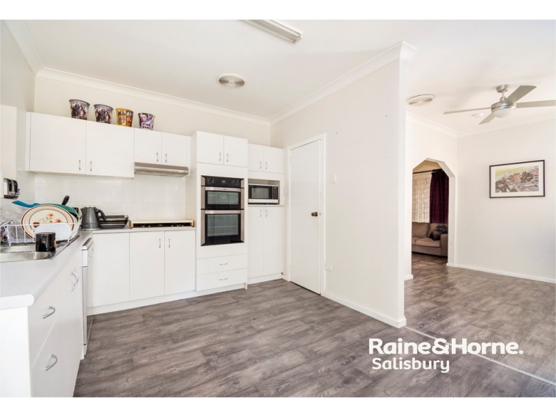 221 Kings Road, Salisbury Downs SA 5108
