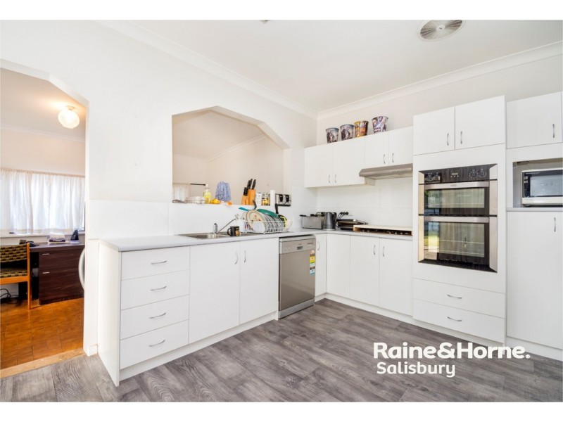 221 Kings Road, Salisbury Downs SA 5108