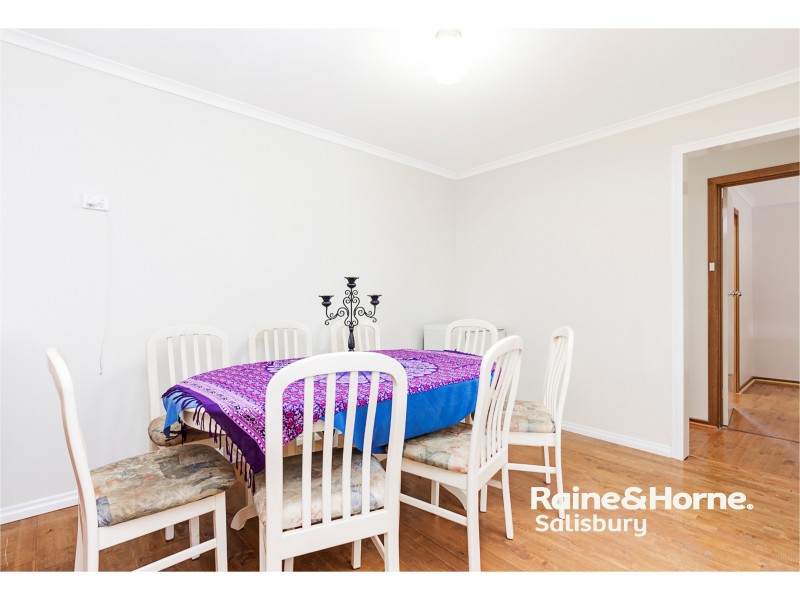 43 Hawker Crescent, Elizabeth East SA 5112