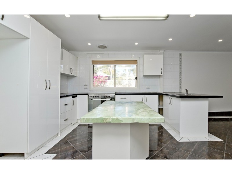 18 Halsey Road, Elizabeth East SA 5112