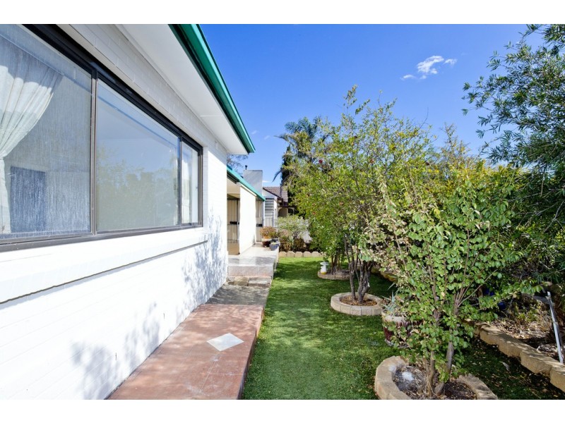 18 Halsey Road, Elizabeth East SA 5112