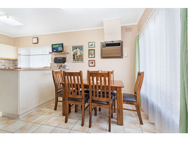 15 Angela Avenue, Brahma Lodge SA 5109