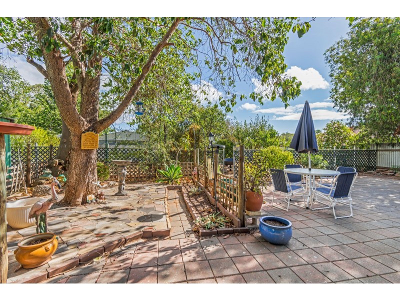 15 Angela Avenue, Brahma Lodge SA 5109
