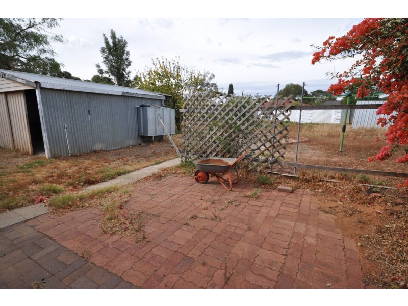 13 Edith Rd, Salisbury North SA 5108